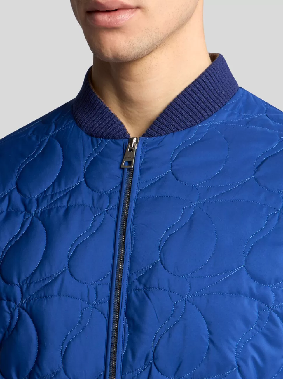 Herren ETRO BOMBERJACKE MIT GESTEPPTEM PAISLEYMUSTER