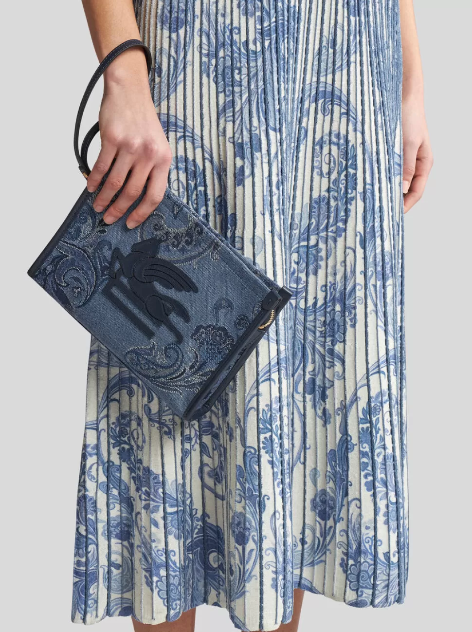 Damen ETRO POCHETTE MITTELGROSS AUS JACQUARD-DENIM